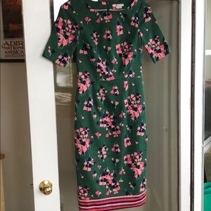 Stunning green fitted floral dress from Boden! 4L